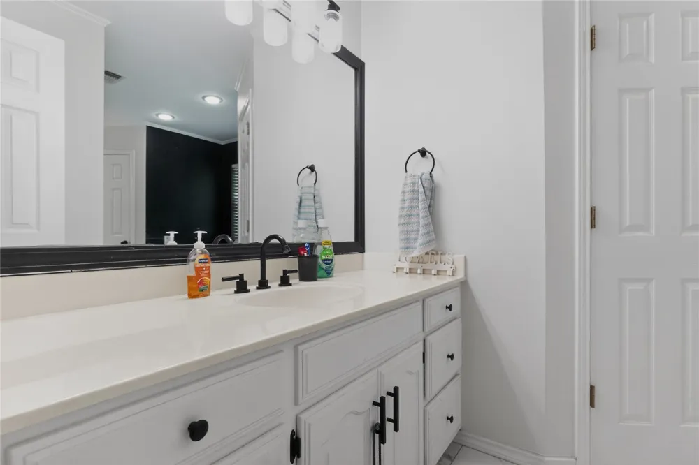 111 Honeysuckle New Boston, TX 75570