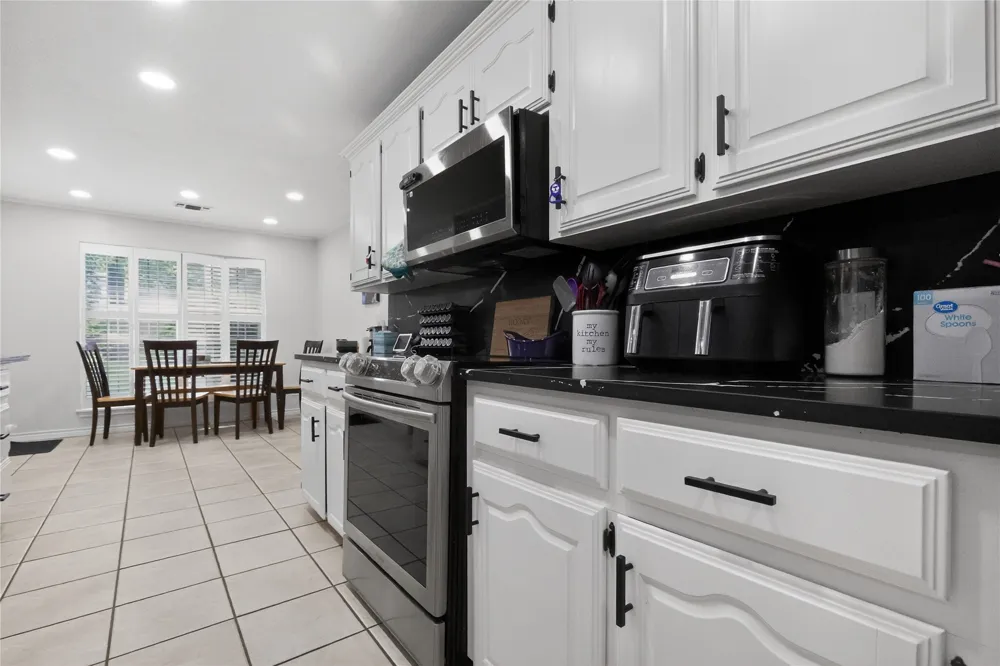 111 Honeysuckle New Boston, TX 75570