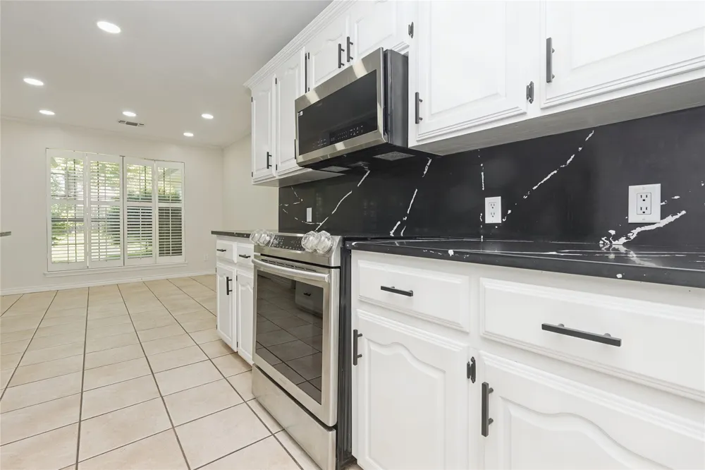 111 Honeysuckle New Boston, TX 75570
