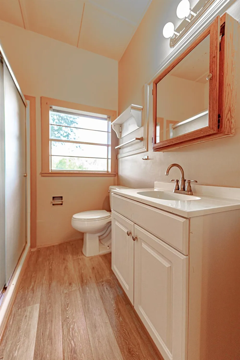 668 Fm 443 #A Yoakum, TX 77995