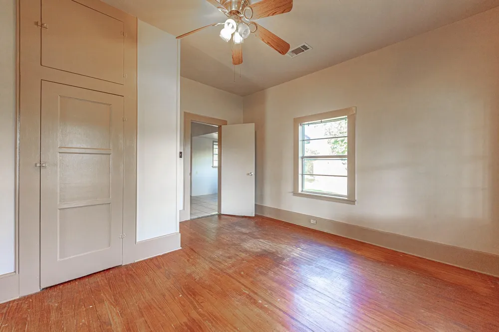 668 Fm 443 #A Yoakum, TX 77995