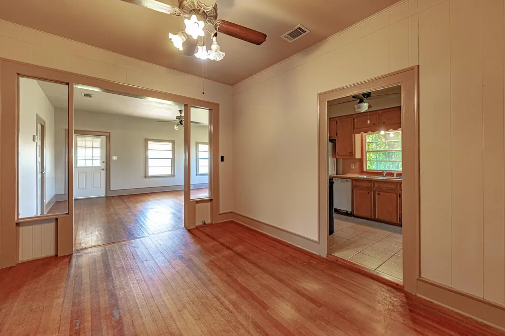 668 Fm 443 #A Yoakum, TX 77995