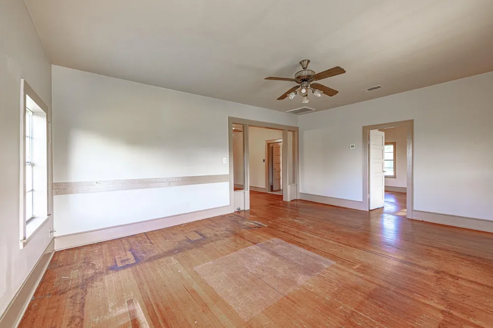 668 Fm 443 #A Yoakum, TX 77995