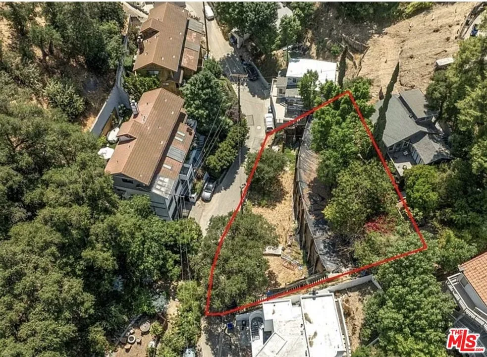 3941 Pacheco Drive Sherman Oaks, CA 91403