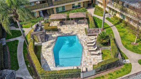 1470 W Lambert Road #263