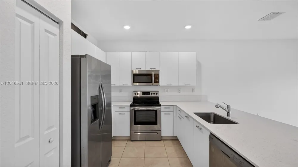 12123 NW 23rd Ct Miami, FL 33167