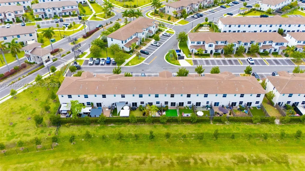 12123 NW 23rd Ct Miami, FL 33167