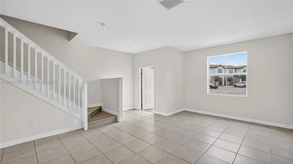 12123 NW 23rd Ct Miami, FL 33167