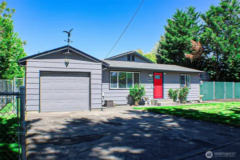 131 SE 3rd Avenue
