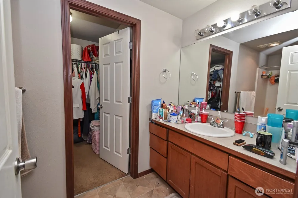 14732 49th Drive NE Marysville, WA 98271