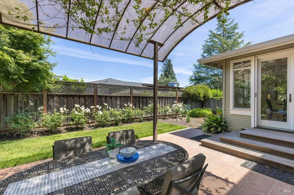 1876 Heritage Way Yountville, CA 94599