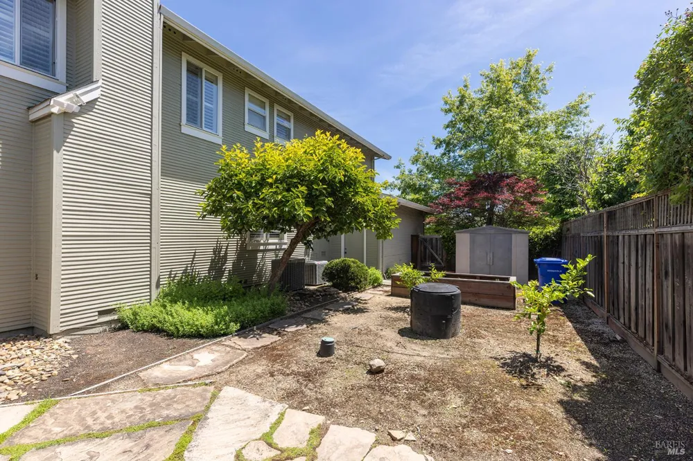 1876 Heritage Way Yountville, CA 94599