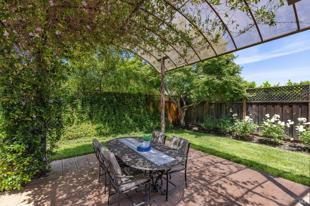1876 Heritage Way Yountville, CA 94599