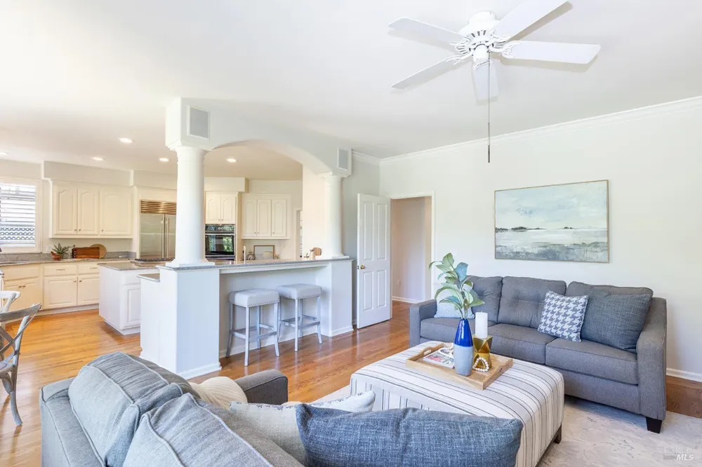 1876 Heritage Way Yountville, CA 94599