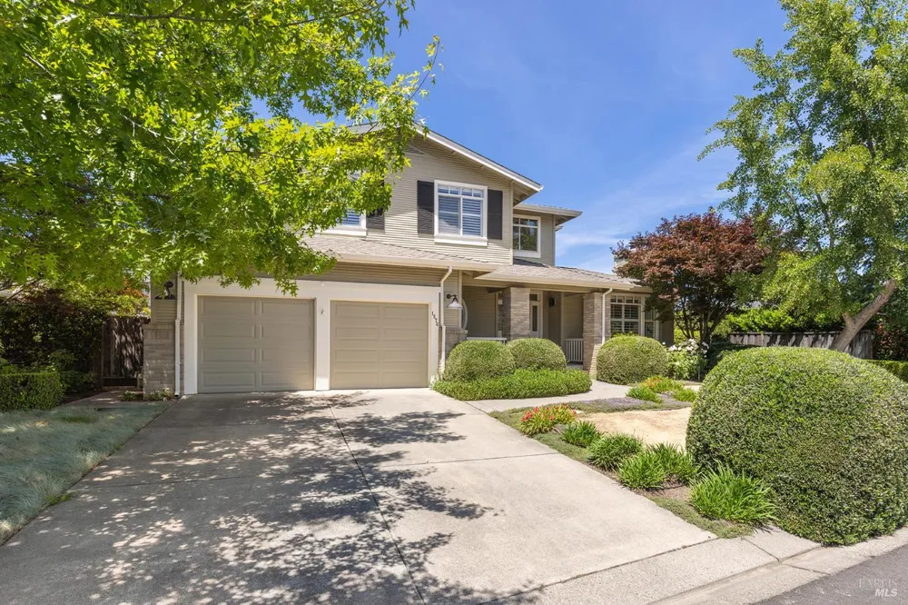 1876 Heritage Way Yountville, CA 94599