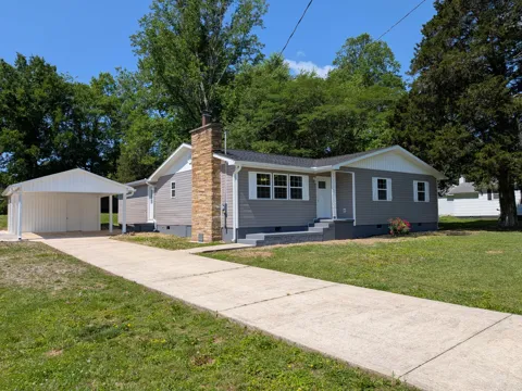141 Redwood Avenue