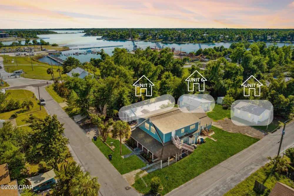 119 College Avenue Panama City, FL 32401