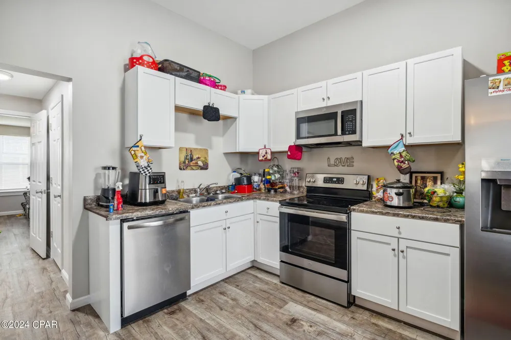 119 College Avenue Panama City, FL 32401