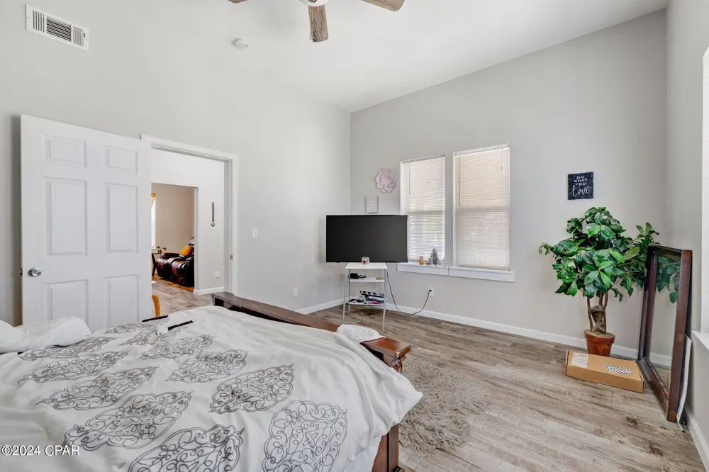 119 College Avenue Panama City, FL 32401