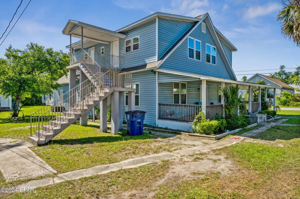 119 College Avenue Panama City, FL 32401