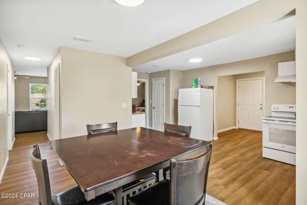 119 College Avenue Panama City, FL 32401