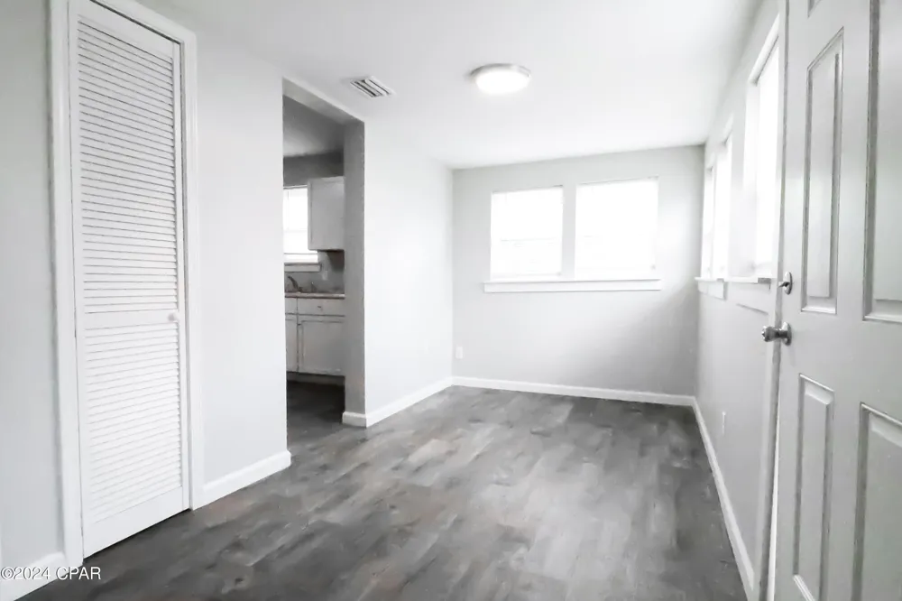 119 College Avenue Panama City, FL 32401