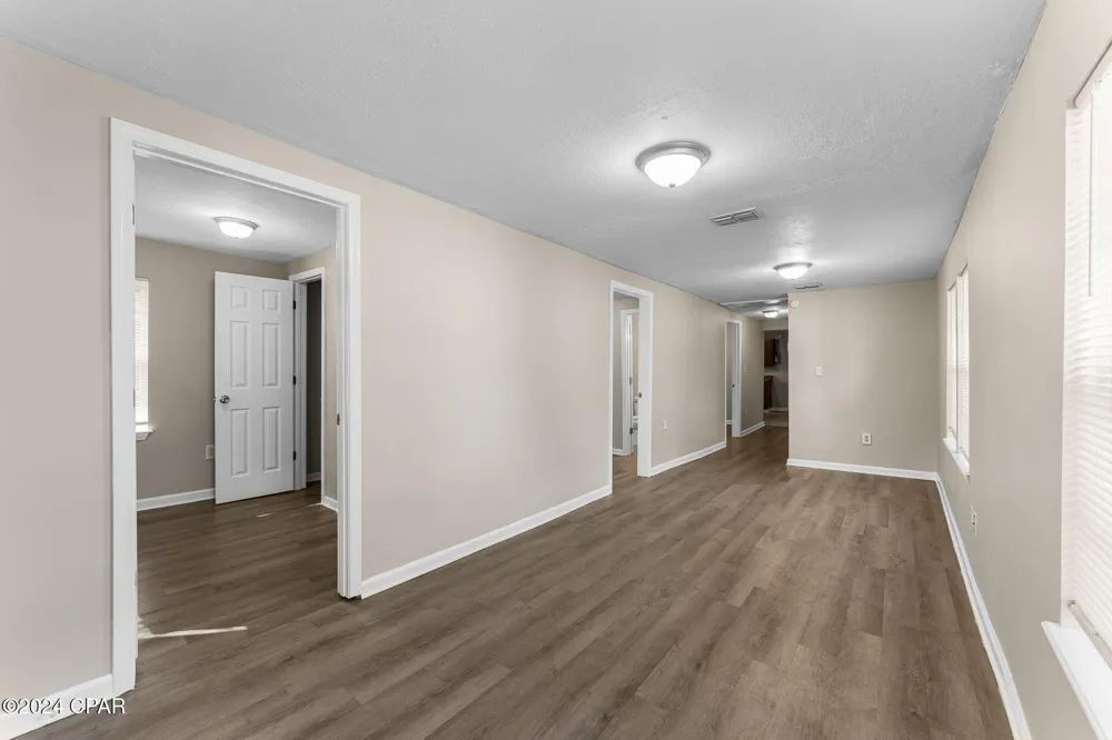 119 College Avenue Panama City, FL 32401