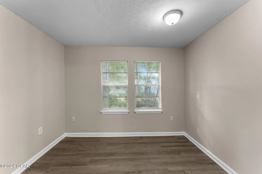 119 College Avenue Panama City, FL 32401