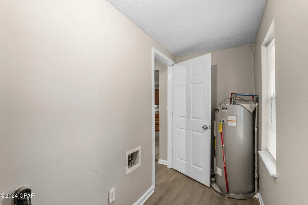 119 College Avenue Panama City, FL 32401