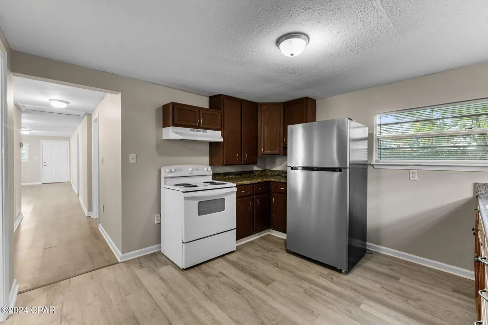 119 College Avenue Panama City, FL 32401