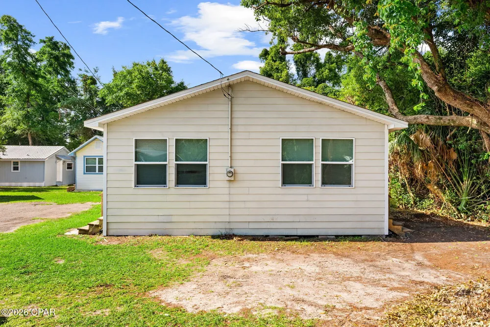 119 College Avenue Panama City, FL 32401