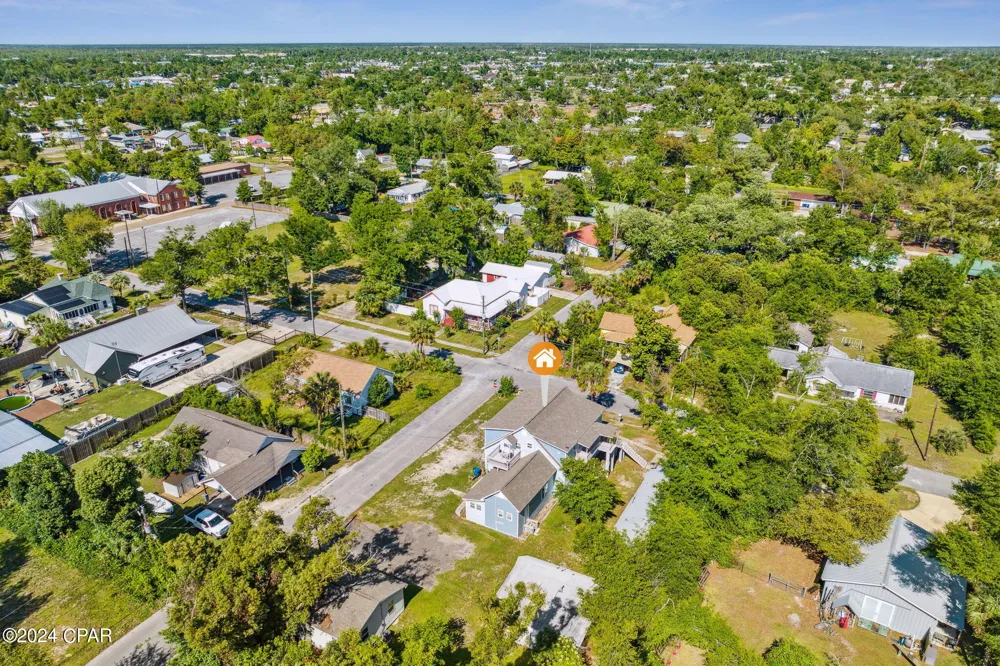 119 College Avenue Panama City, FL 32401