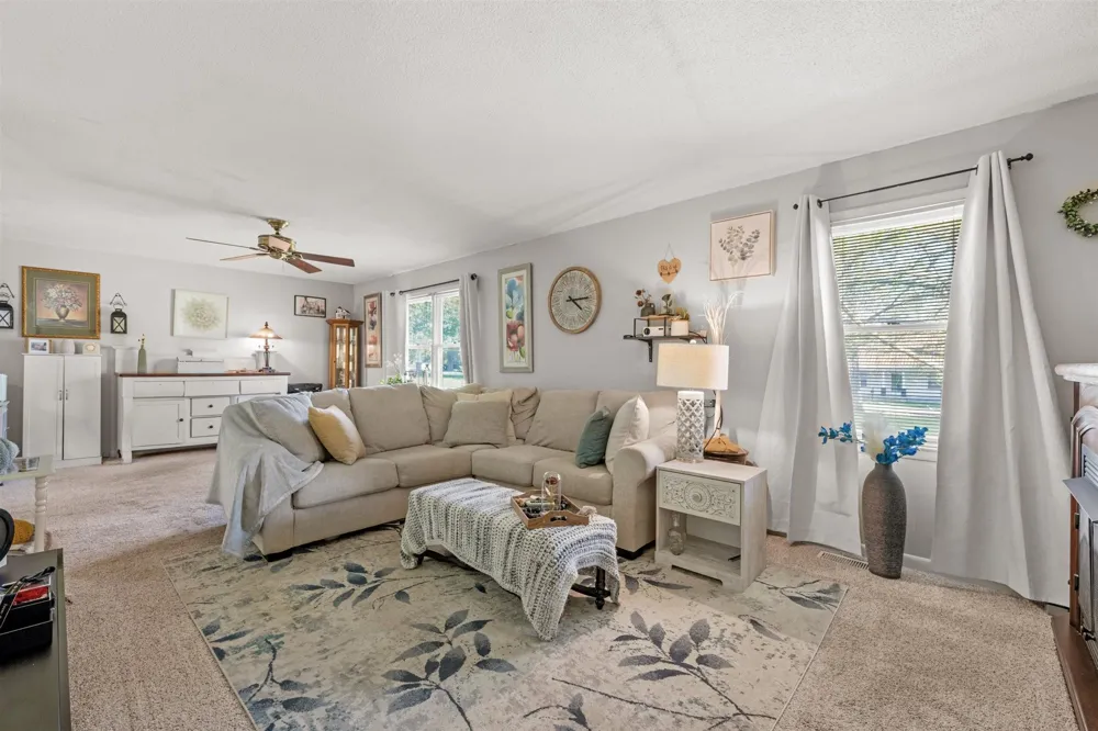 601 Courthouse View St Lafayette, TN 37083