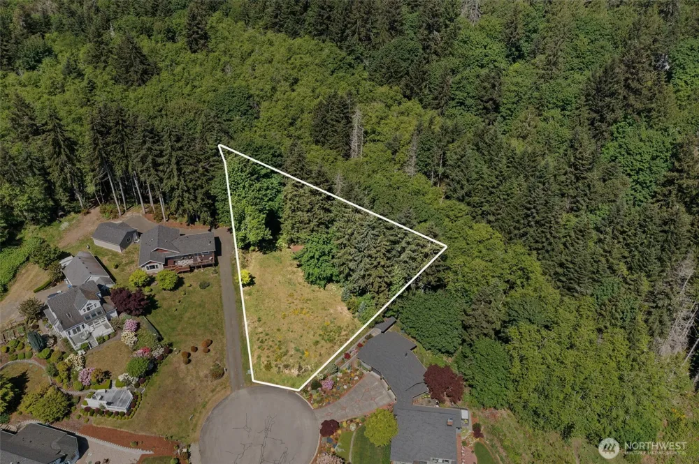 15 E Smith Cove Way Shelton, WA 98584