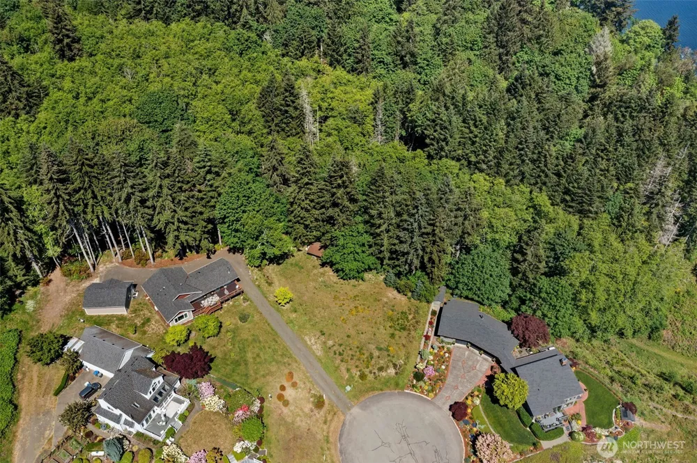 15 E Smith Cove Way Shelton, WA 98584