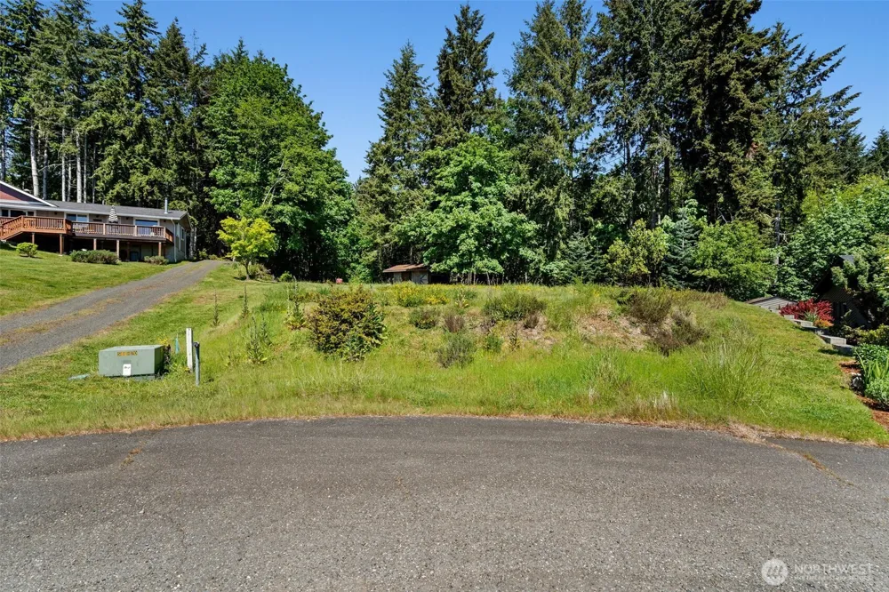 15 E Smith Cove Way Shelton, WA 98584
