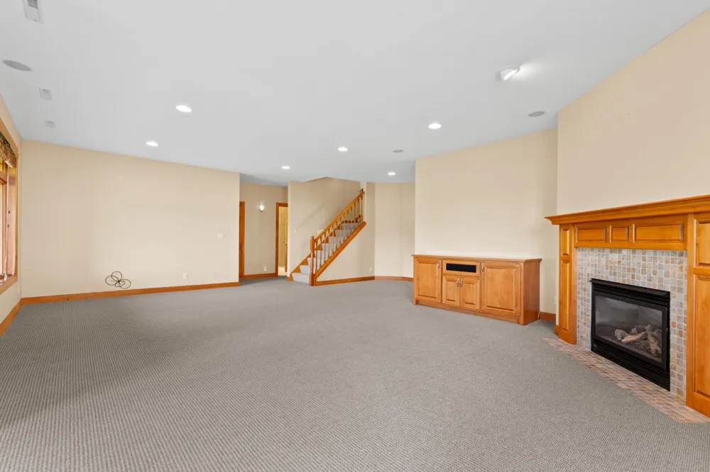 940 Somerby Parkway NE Byron, MN 55920