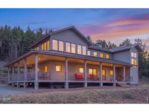 942 Spruce Drive