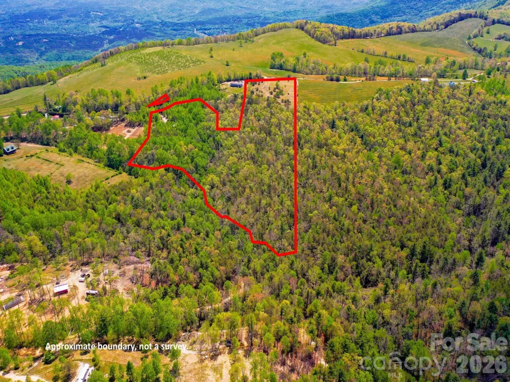 3670 Summer Road Hendersonville, NC 28792