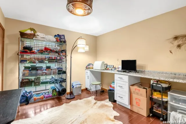 2035 S MAGNOLIA AVE Luling, TX 78648