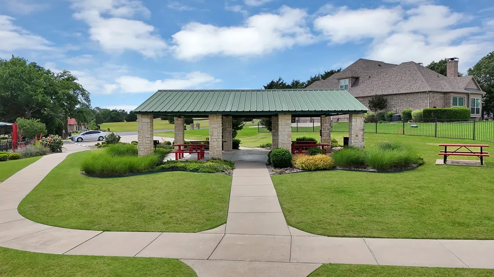 WHISPERING OAKS McKinney, TX 75071