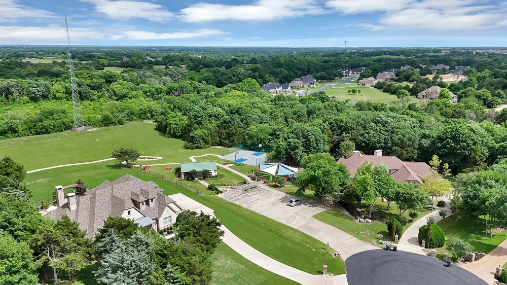 WHISPERING OAKS McKinney, TX 75071