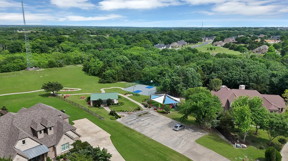 WHISPERING OAKS McKinney, TX 75071