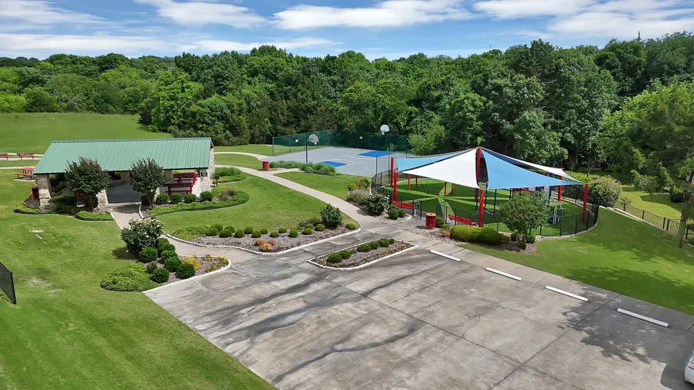 WHISPERING OAKS McKinney, TX 75071