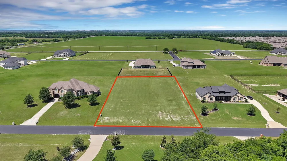 WHISPERING OAKS McKinney, TX 75071