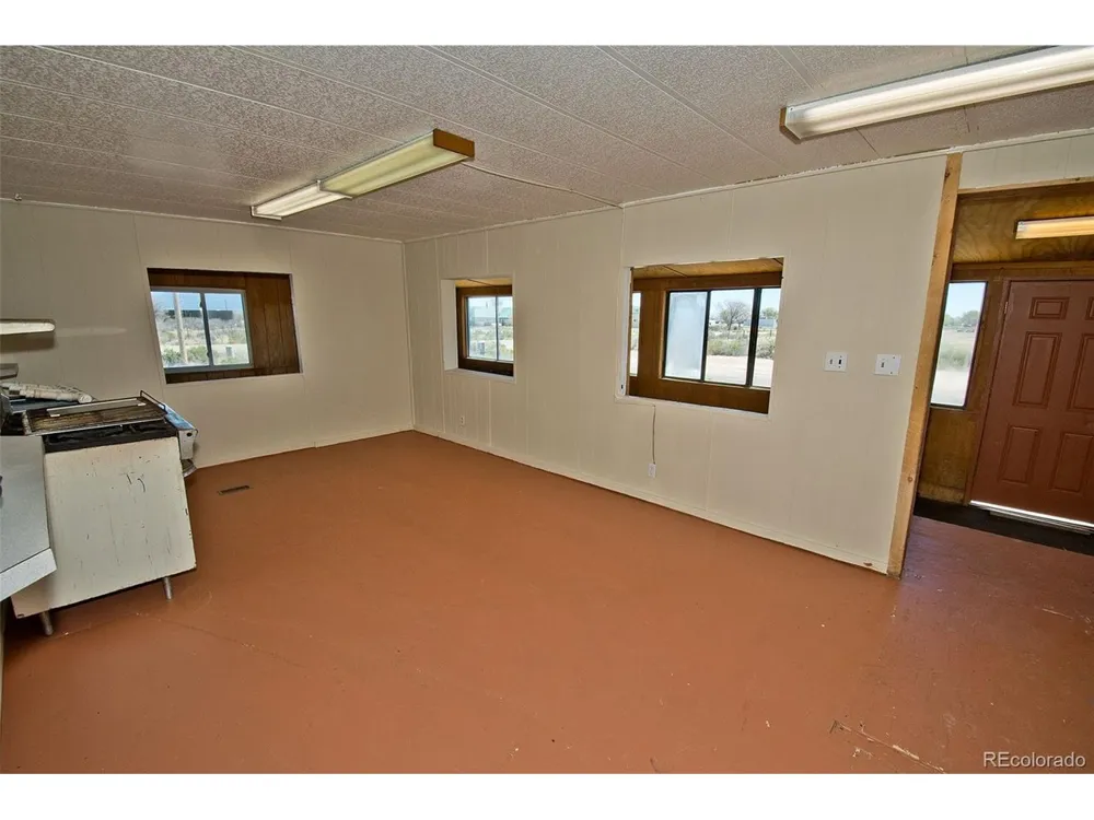 77 E 10th Street Moffat, CO 81143