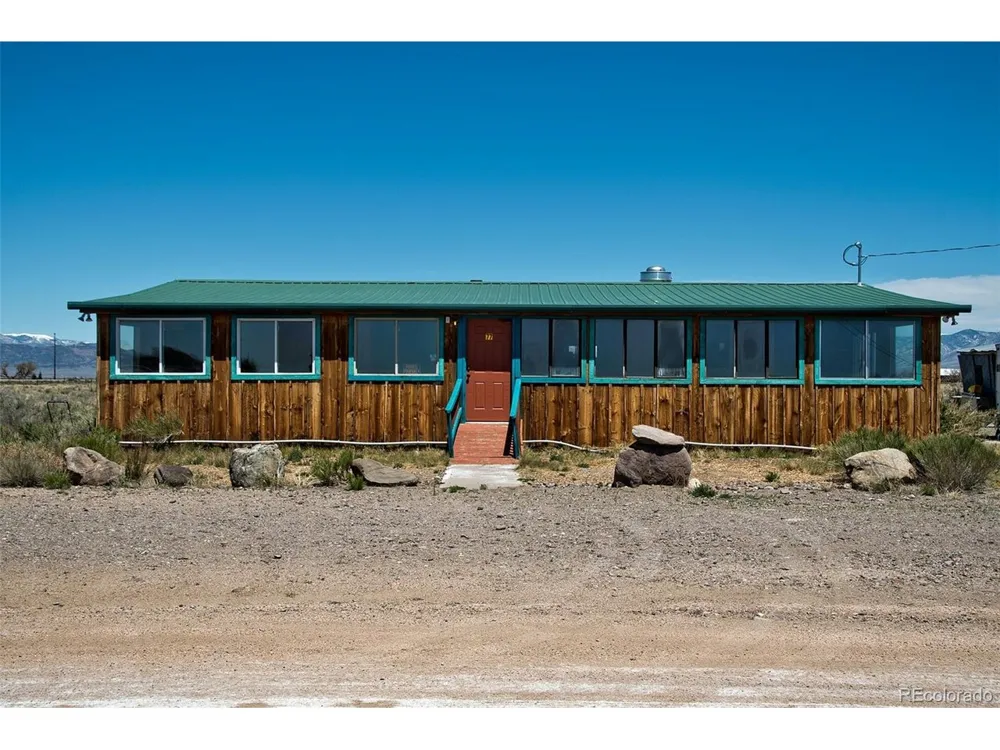 77 E 10th Street Moffat, CO 81143