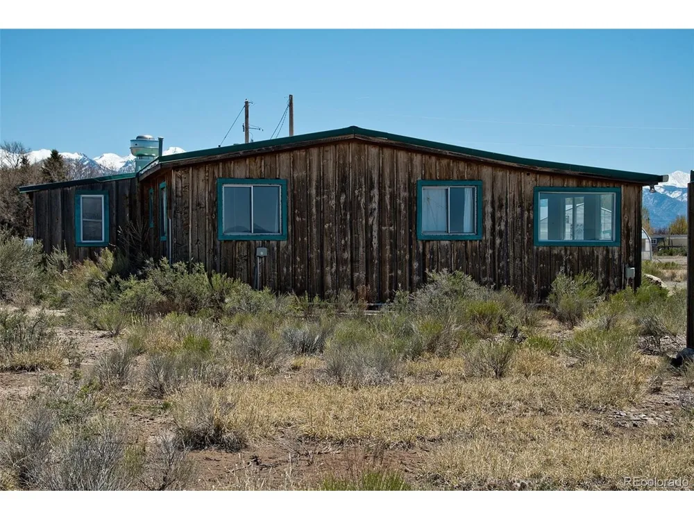 77 E 10th Street Moffat, CO 81143