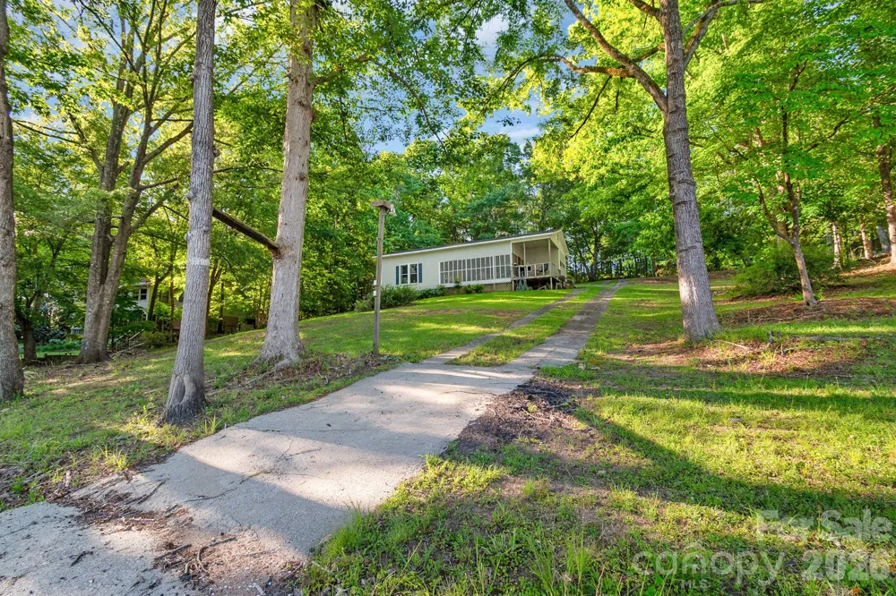 2208 Singleton Creek Road Liberty Hill, SC 29074