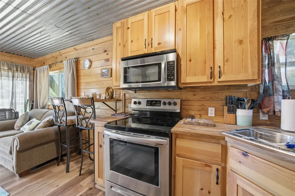 LCR 775 Groesbeck, TX 76642